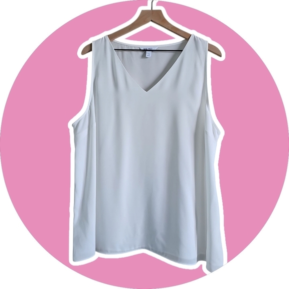 NINE WEST V-NECK TANK BUNDLE OF 2 - Picture 4 of 8